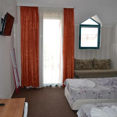 Kokiche Hotel Słoneczny Brzeg